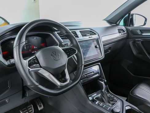 Used 2023 Volkswagen Tiguan SE R-Line AWD/4WD image 23