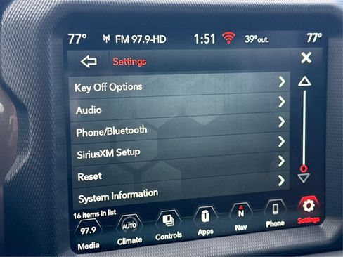 Used 2023 Jeep Gladiator Overland image 35