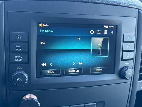 Used 2023 Mercedes-Benz Metris image 22