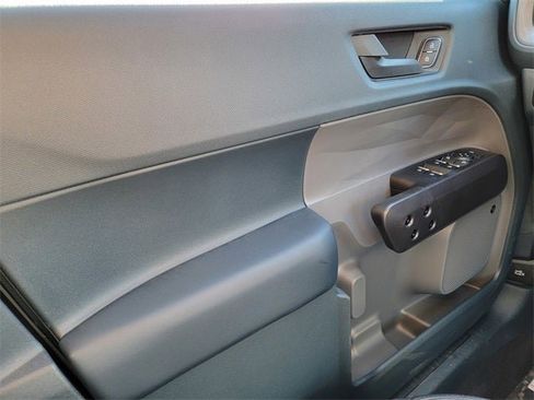 New 2025 Ford Maverick Lariat w/ Black Appearance Package image 35