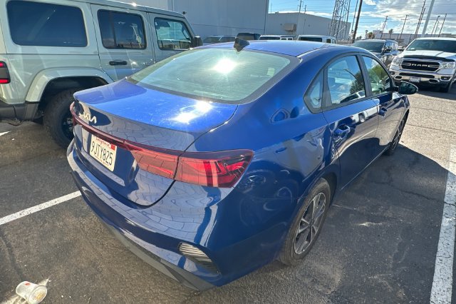 Used 2024 Kia Forte LXS w/ LXS Technology Package FWD image 4