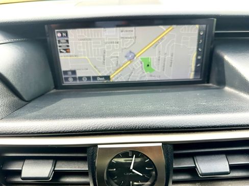 Used 2017 Lexus IS 200t w/ Navigation System Package RWD image 22