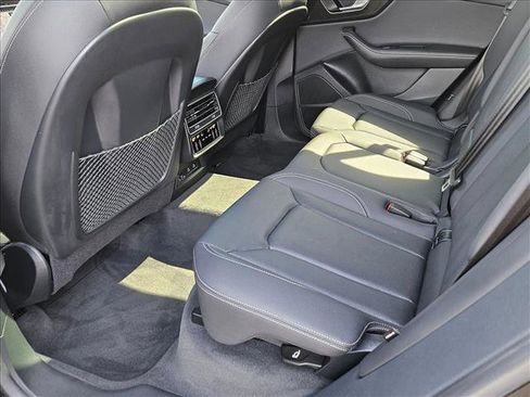 Used 2023 Audi Q8 Premium Plus w/ Premium Plus Package image 18