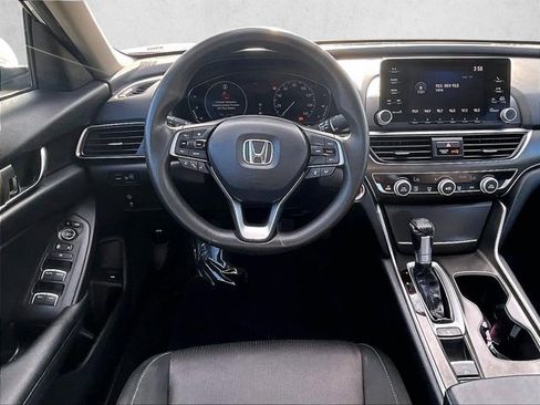 Used 2019 Honda Accord LX image 7