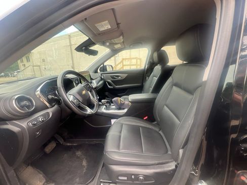 Used 2024 Chevrolet Blazer LT w/ Sound & Technology Package AWD/4WD image 24