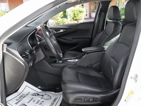 Used 2021 Chevrolet Malibu Premier image 19