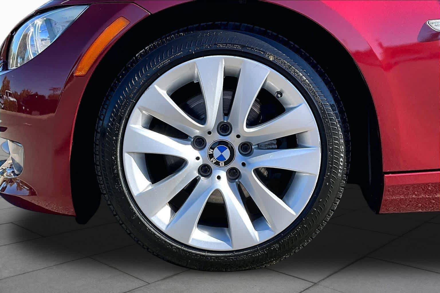 Used 2012 BMW 328i Convertible RWD image 10