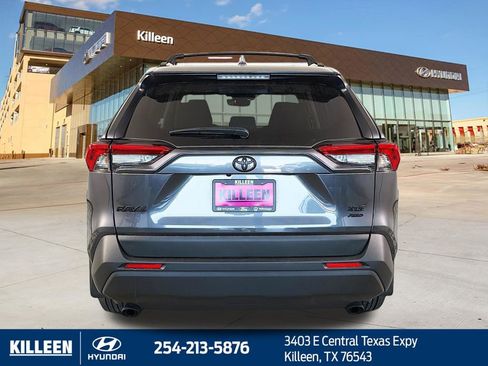 Used 2025 Toyota RAV4 XLE w/ Weather Package AWD/4WD image 7