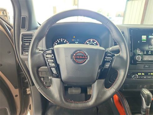 Used 2024 Nissan Frontier Pro-X image 23