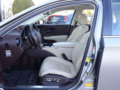 Used 2018 Lexus LS 500 image 44