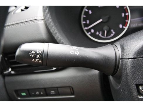 Certified 2025 Nissan Sentra SV FWD image 15