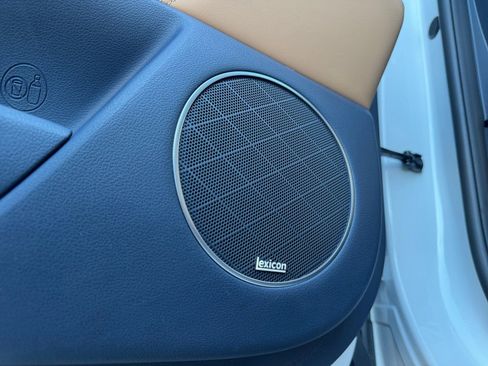 Used 2023 Genesis GV80 3.5T w/ Prestige Package image 22