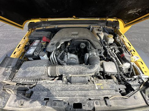 Used 2019 Jeep Wrangler Unlimited Sport image 18