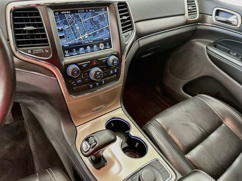 Used 2015 Jeep Grand Cherokee Limited AWD/4WD image 26