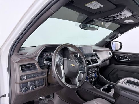 Used 2021 Chevrolet Tahoe LT w/ LT Signature Package image 26