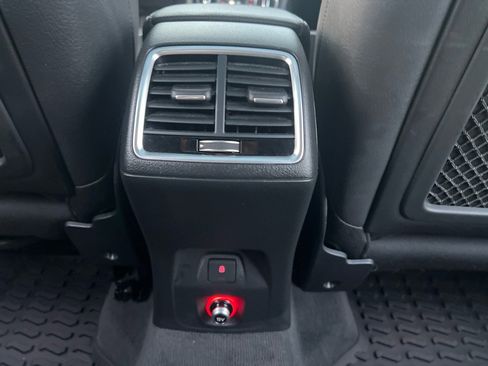 Used 2017 Audi Q3 2.0T Prestige image 34