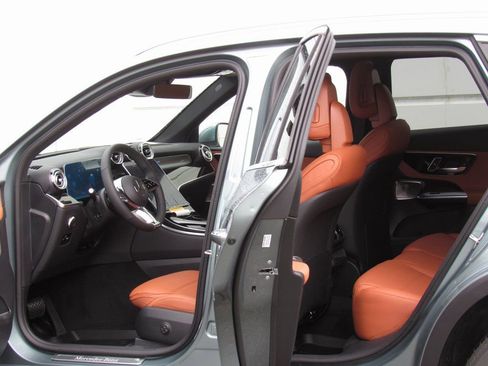 New 2026 Mercedes-Benz GLC 300 4MATIC image 13