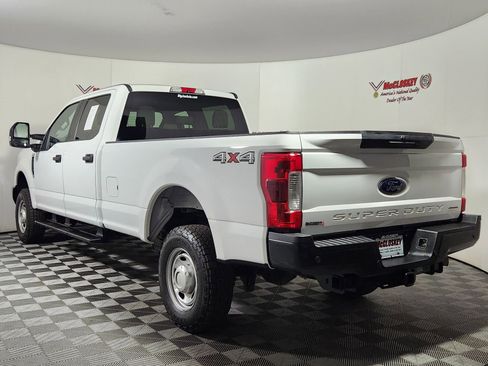 Used 2019 Ford F250 XL w/ Power Equipment Group image 3