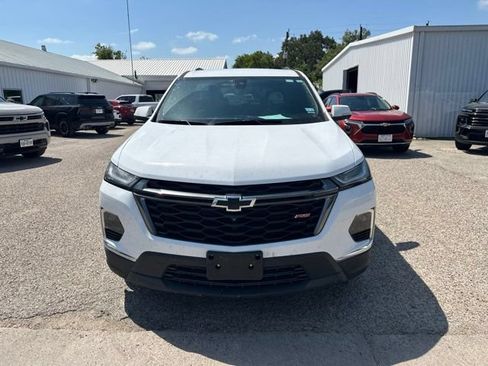 Used 2023 Chevrolet Traverse RS AWD/4WD image 2