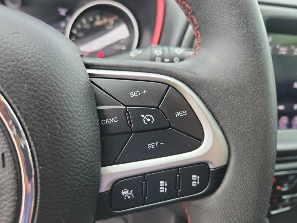 Used 2021 Jeep Compass Trailhawk AWD/4WD image 23