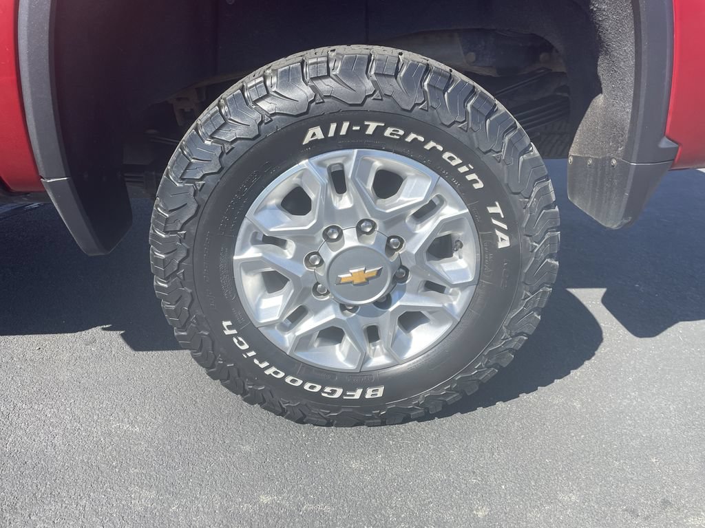 Used 2022 Chevrolet Silverado 3500 LT w/ Convenience Package AWD/4WD image 26
