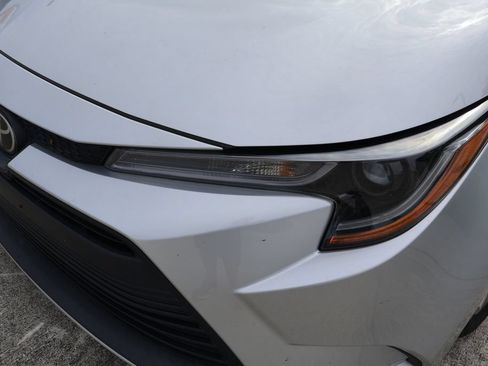 Certified 2024 Toyota Corolla LE w/ LE Convenience Package FWD image 3