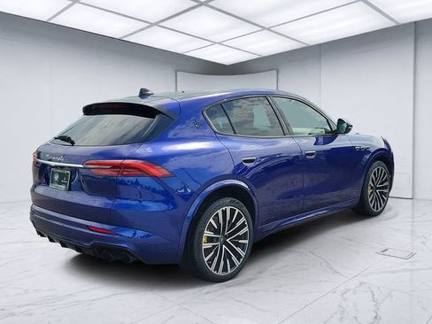 Certified 2023 Maserati Grecale Modena AWD/4WD image 4