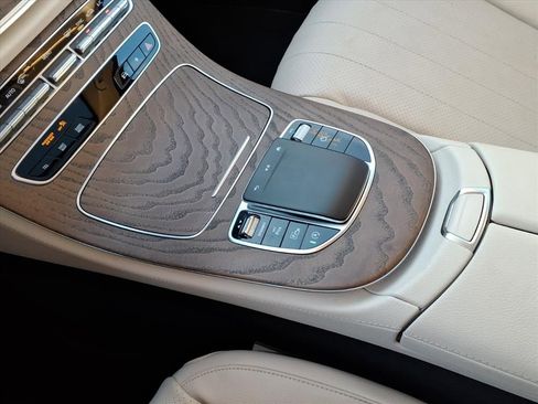 Used 2023 Mercedes-Benz E 350 4MATIC Sedan image 26