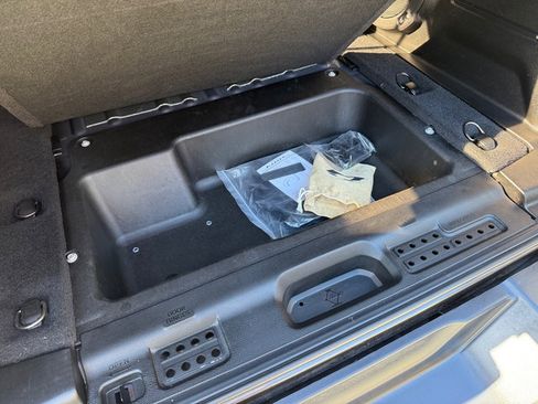 Used 2022 Jeep Wrangler Unlimited Sahara w/ Cold Weather Group image 18