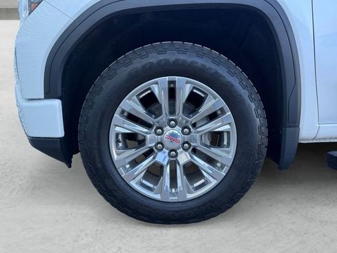Certified 2023 GMC Sierra 1500 Denali image 23