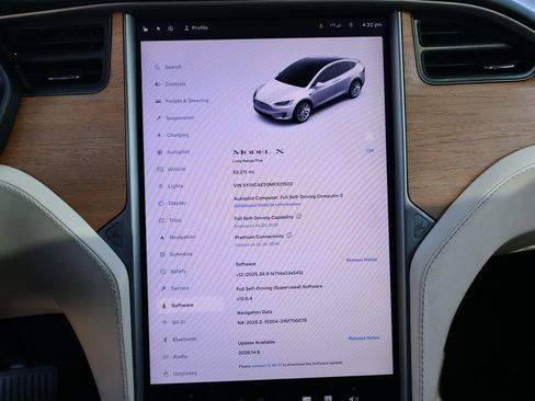Used 2021 Tesla Model X Long Range AWD/4WD image 28