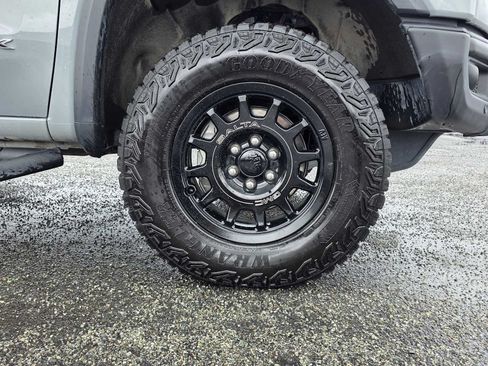 Certified 2024 GMC Sierra 1500 AT4X w/ AT4X AEV Edition AWD/4WD image 9