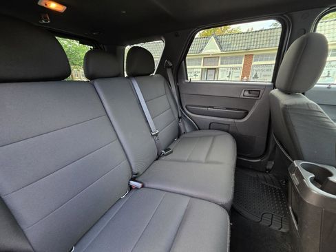 Used 2012 Ford Escape XLT AWD/4WD image 13