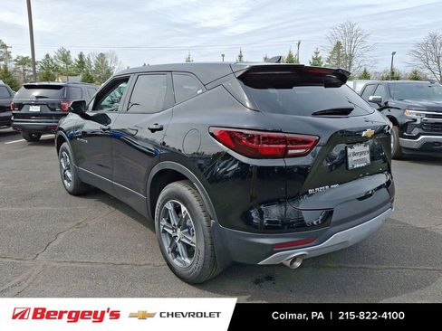 New 2025 Chevrolet Blazer LT image 14