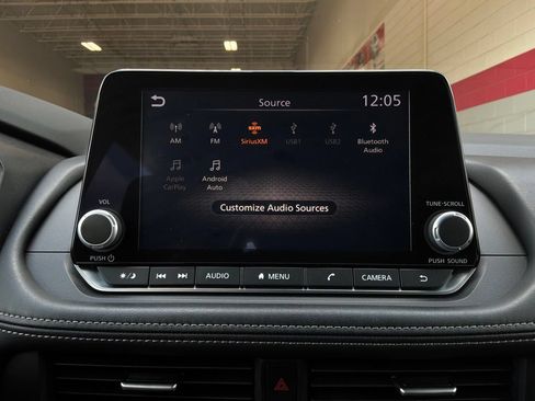 Used 2025 Nissan Rogue SV AWD/4WD image 30