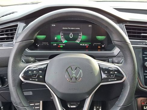 Used 2024 Volkswagen Tiguan SE R-Line image 22