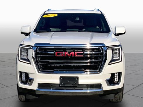 Used 2023 GMC Yukon SLT w/ SLT Premium Package AWD/4WD image 4