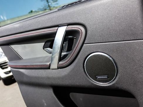 Used 2022 Land Rover Discovery Sport S R-Dynamic image 37