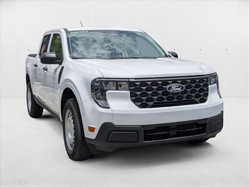 New 2025 Ford Maverick XL image 6