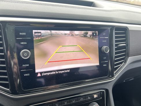 Used 2022 Volkswagen Atlas SE w/ Panoramic Sunroof Package image 23