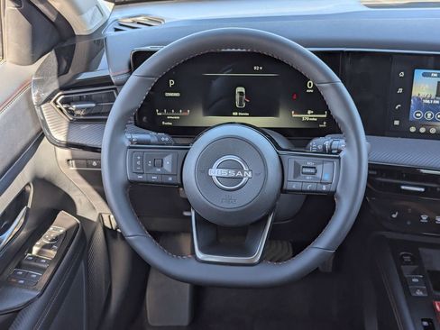 New 2026 Nissan Kicks SR w/ SR Premium Package FWD image 25
