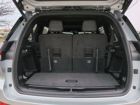 New 2025 Jeep Grand Cherokee L Altitude image 36