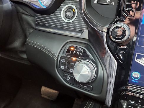 Used 2019 RAM 1500 Limited image 25