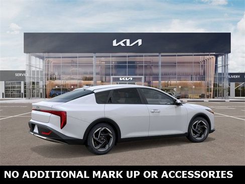 New 2025 Kia K4 EX image 6