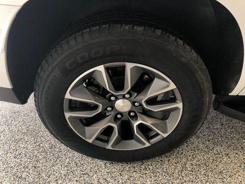 Used 2022 Chevrolet Tahoe LT AWD/4WD image 18
