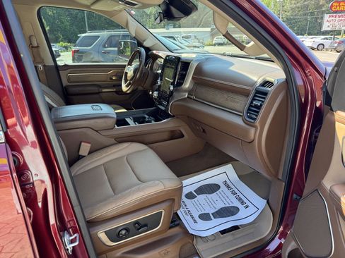 Used 2019 RAM 1500 Limited AWD/4WD image 16