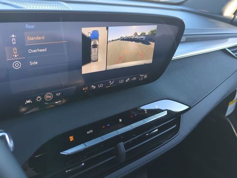 Used 2025 Buick Enclave Preferred image 15