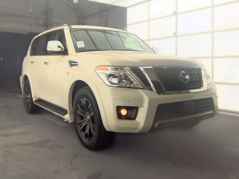 Used 2020 Nissan Armada Platinum w/ Captain's Chairs Package AWD/4WD image 3