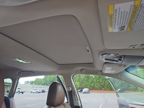 Used 2021 Subaru Outback Touring XT AWD/4WD image 21