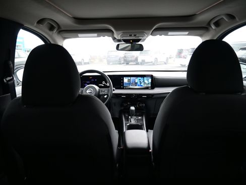 New 2026 Nissan Kicks SV image 13